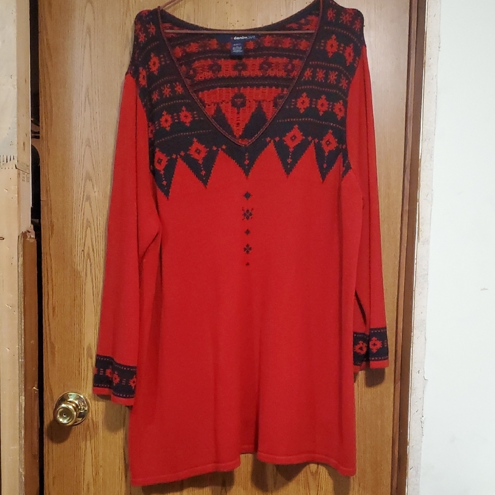 Denim 24/7 Black and Red Knit Top